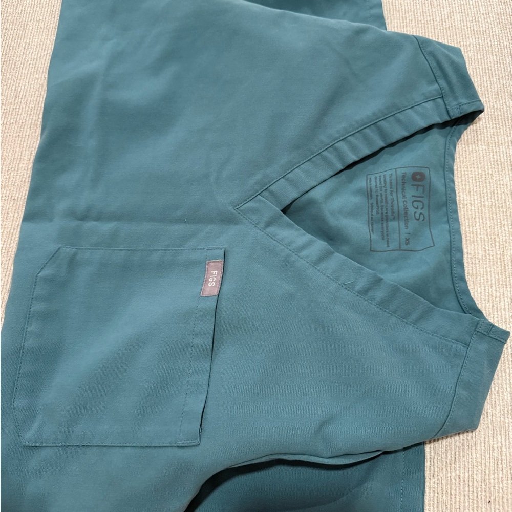 XS Figs Teal Jogger scrub set - Picture 3 of 8